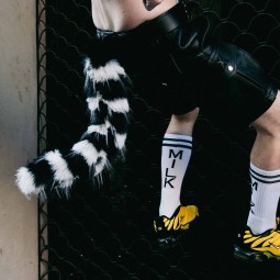PUX Furry tail - Black/white